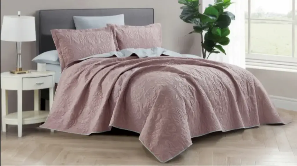 مفرش مضرب مثاليه نفرين 4 ق  